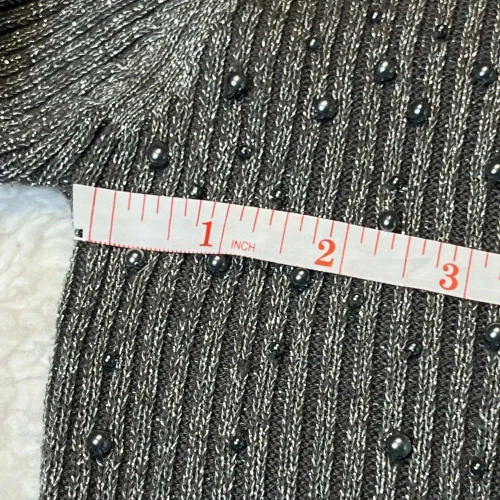 Maggie Barnes Women Gray Silver beads rib knit sweater. Gray/silver size 1X used - Picture 12 of 16